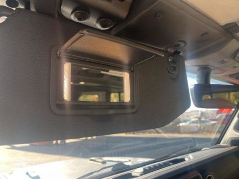 Used 2021 Jeep Wrangler Unlimited Rubicon image 32