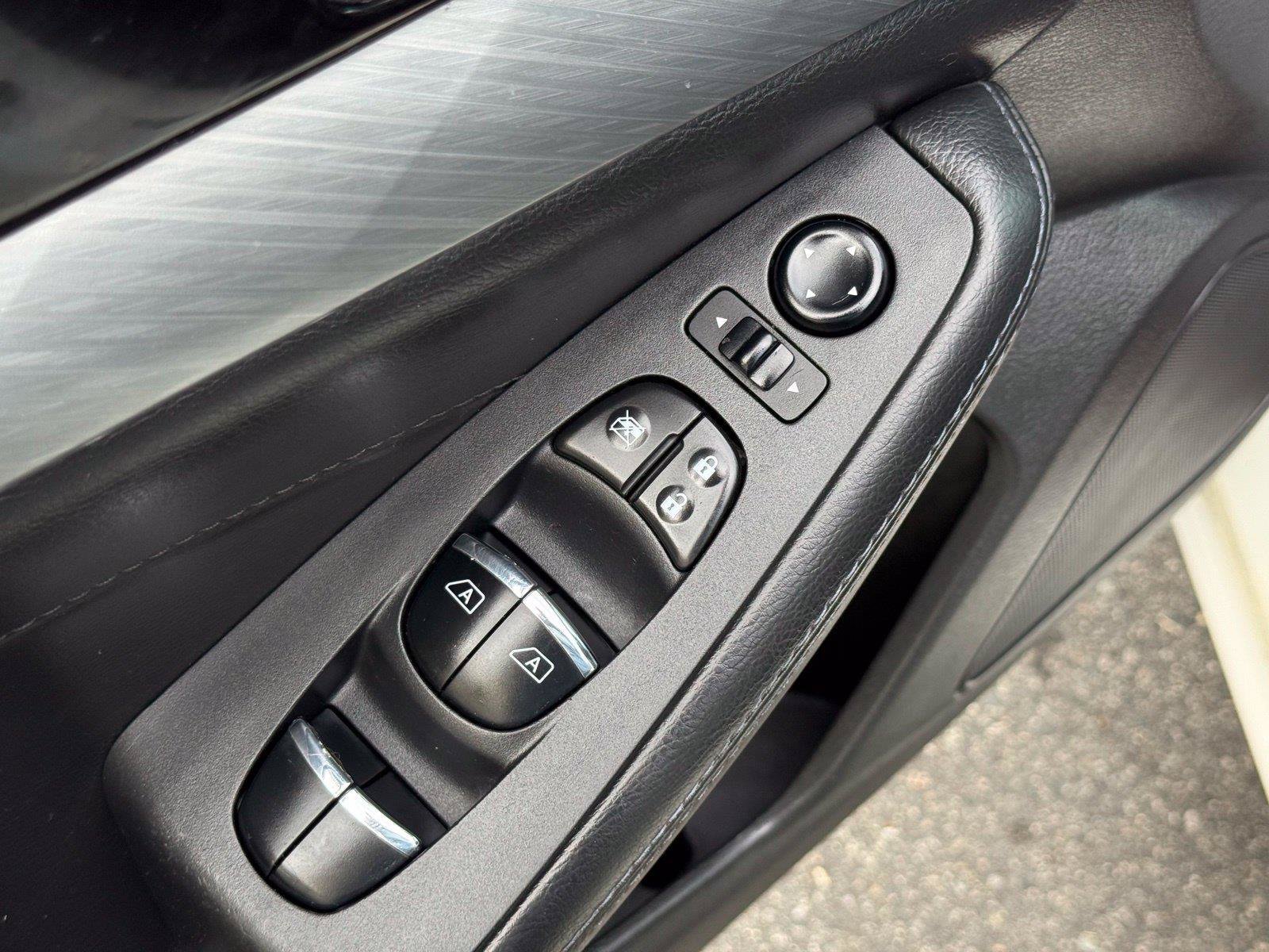 Used 2016 Nissan Maxima 3.5 S FWD image 13