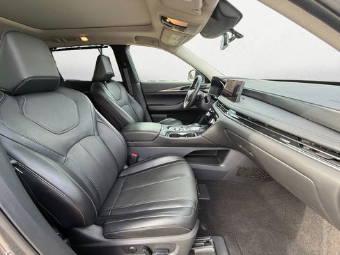 Certified 2023 INFINITI QX60 Luxe w/ Cargo Package image 10