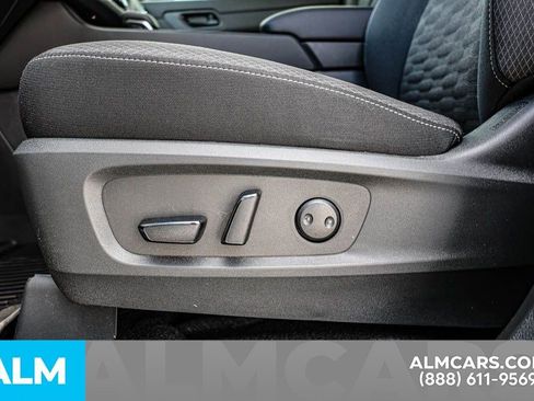 Used 2025 Nissan Pathfinder SV image 28