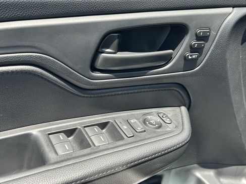 Used 2026 Honda Odyssey EX-L image 17