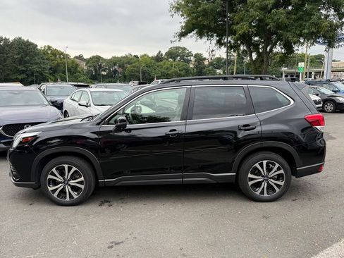 Certified 2023 Subaru Forester Limited AWD/4WD image 9