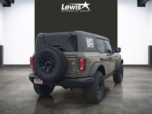 New 2026 Ford Bronco Badlands w/ Sasquatch Package AWD/4WD image 4
