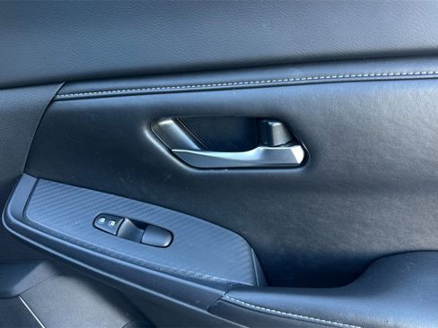 Used 2025 Nissan Sentra SV w/ All-Weather Package image 18