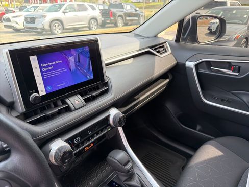 Certified 2025 Toyota RAV4 XLE image 10