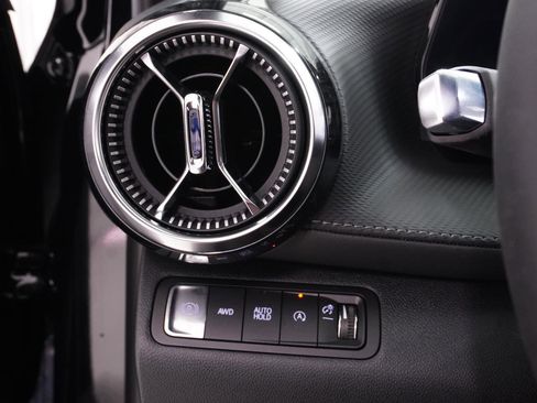 New 2026 Chevrolet Equinox LT image 18