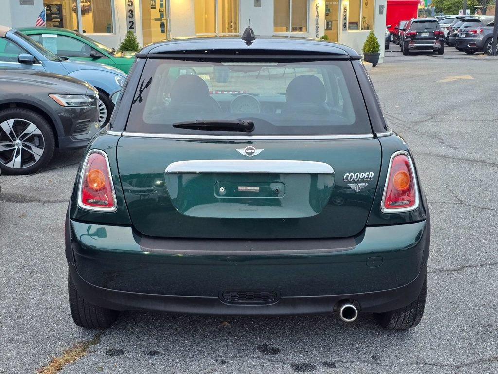 Used 2010 MINI Cooper Hardtop FWD image 5