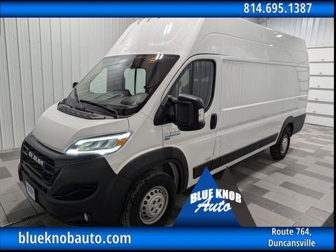 Used 2024 RAM ProMaster 3500 w/ Delivery Van Package image 1