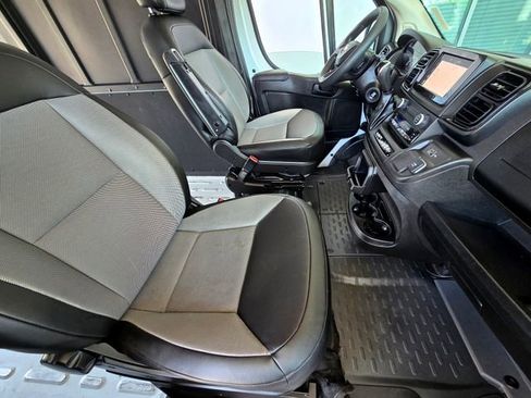 Used 2023 RAM ProMaster 2500 FWD image 19