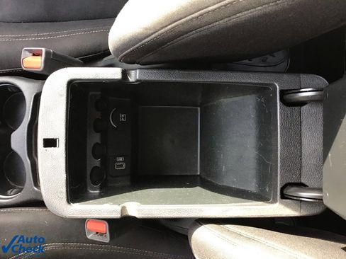 Used 2017 Jeep Cherokee Sport w/ Safety Group image 42