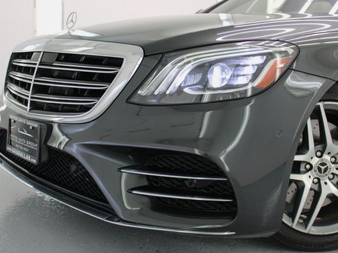 Used 2018 Mercedes-Benz S 560 Sedan image 21