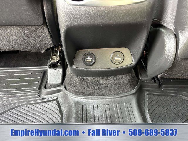 Used 2023 Hyundai Santa Fe SEL AWD/4WD image 13