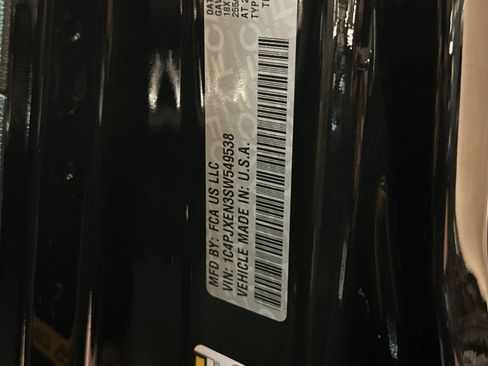 New 2025 Jeep Wrangler Sahara w/ Safety Group image 27