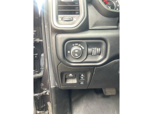 Used 2019 RAM 1500 Sport w/ Alpine Leather & Sound Group AWD/4WD image 18