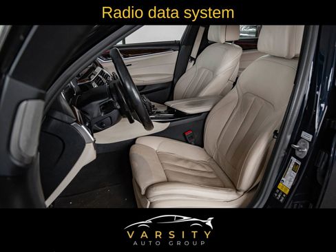 Used 2018 BMW M550i xDrive image 11