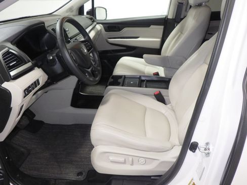 Used 2025 Honda Odyssey EX-L image 8