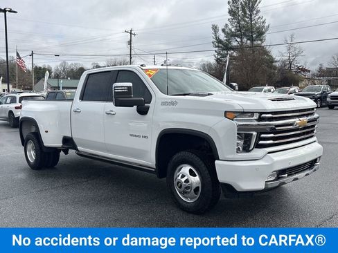 Certified 2021 Chevrolet Silverado 3500 High Country w/ Technology Package image 2