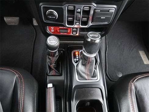 Used 2021 Jeep Wrangler Unlimited Rubicon image 17