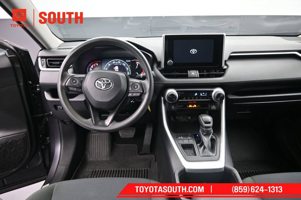Used 2024 Toyota RAV4 LE FWD image 11