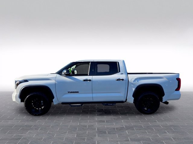 Used 2023 Toyota Tundra SR5 w/ SR5 Convenience Package AWD/4WD image 4