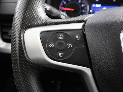 Used 2023 GMC Terrain SLE w/ Driver Convenience Package FWD image 25