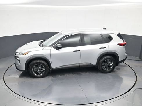 Certified 2025 Nissan Rogue S FWD image 26