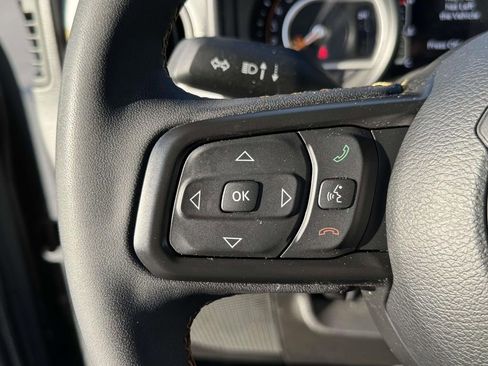 Used 2024 Jeep Gladiator Sport image 21