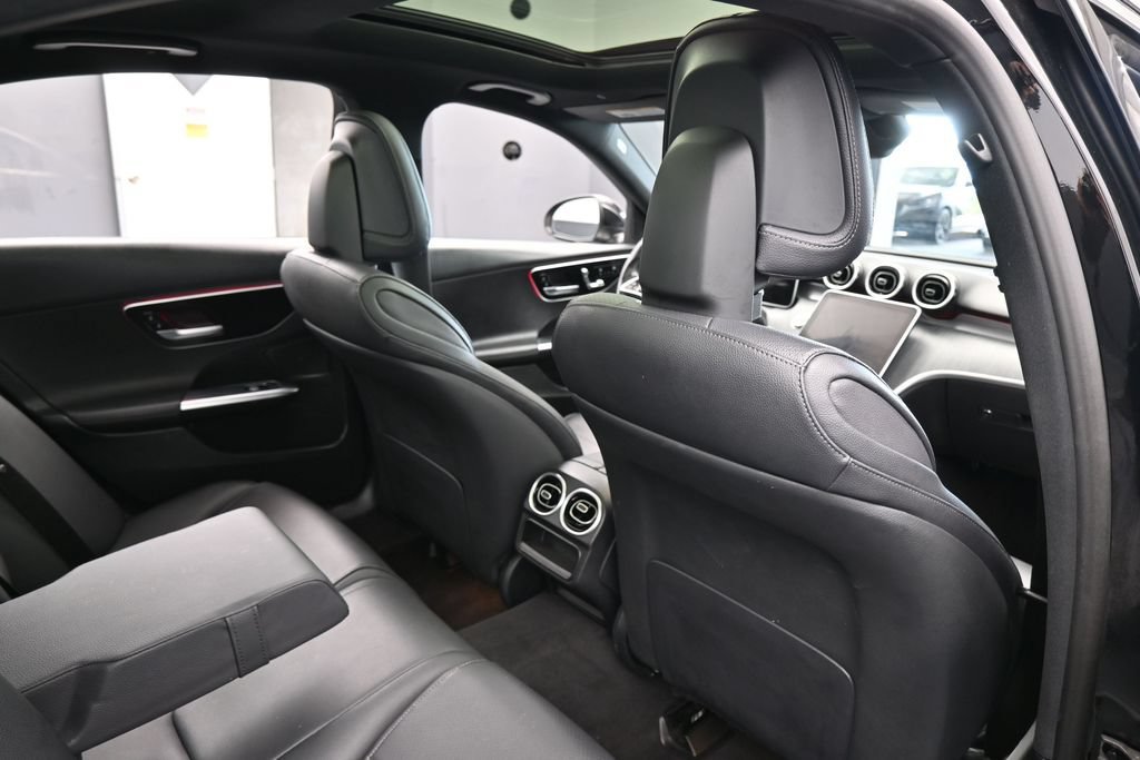 Used 2025 Mercedes-Benz C 300 Sedan image 44
