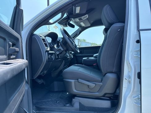 New 2026 RAM 3500 Tradesman AWD/4WD image 7