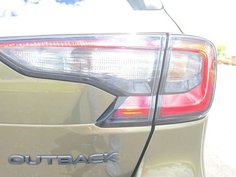 Certified 2025 Subaru Outback Onyx Edition AWD/4WD image 24