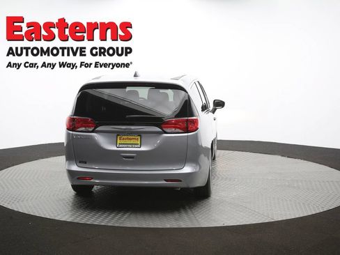 Used 2021 Chrysler Voyager L FWD image 36