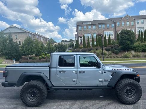 Used 2020 Jeep Gladiator Rubicon AWD/4WD image 4