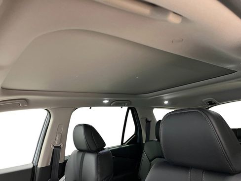 New 2025 Honda Pilot Touring image 25