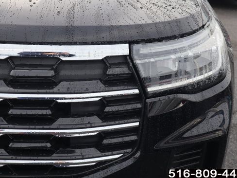 Used 2025 Ford Explorer Active image 11