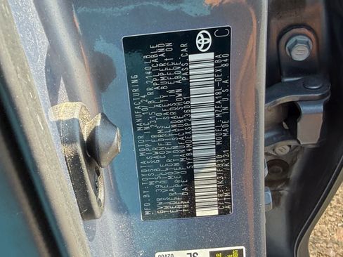 Used 2025 Toyota Corolla LE FWD image 24
