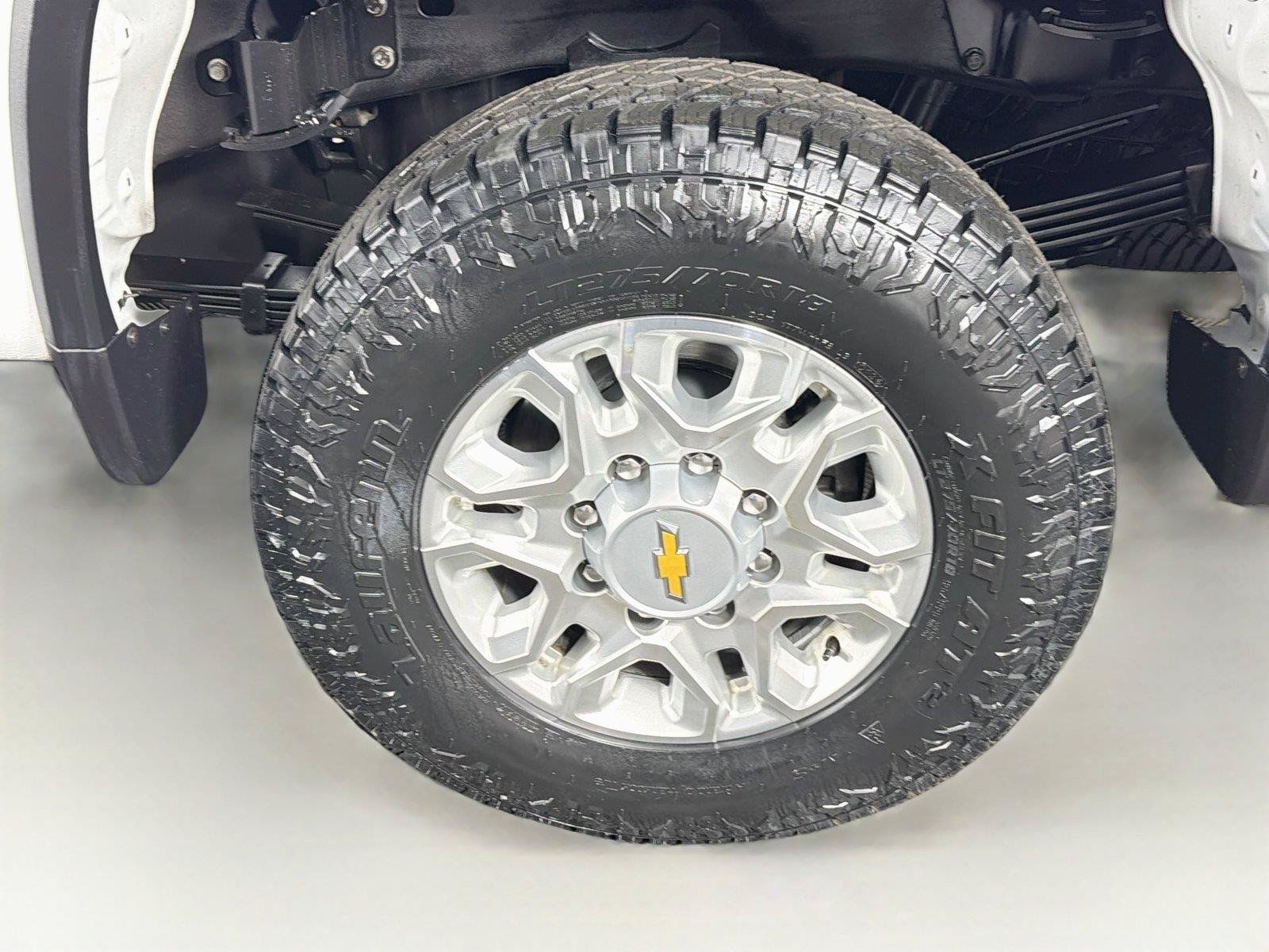 Used 2025 Chevrolet Silverado 3500 LT w/ Safety Package AWD/4WD image 36