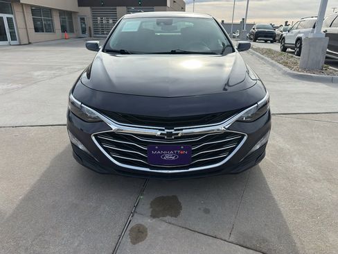 Used 2025 Chevrolet Malibu LT image 8