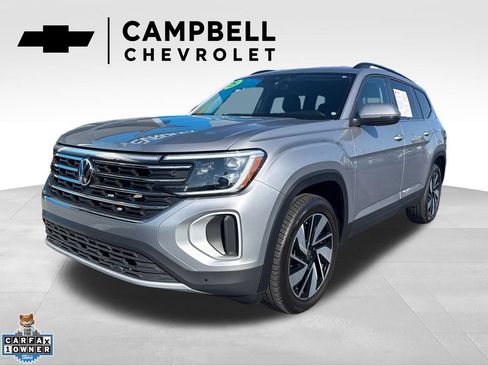 Used 2025 Volkswagen Atlas SE FWD image 1