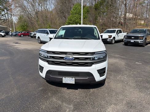 Used 2024 Ford Expedition XLT AWD/4WD image 8