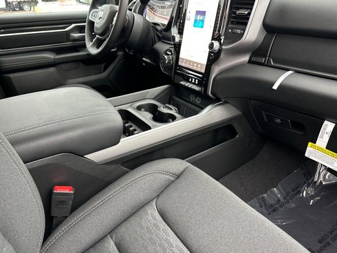 New 2026 RAM 1500 4x4 Crew Cab image 16