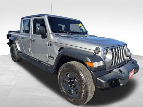 Used 2021 Jeep Gladiator Sport image 5