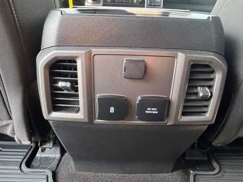 Used 2019 Ford F150 XLT w/ Equipment Group 302A Luxury AWD/4WD image 39