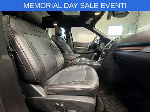 Used 2018 Ford Explorer Platinum AWD/4WD image 26
