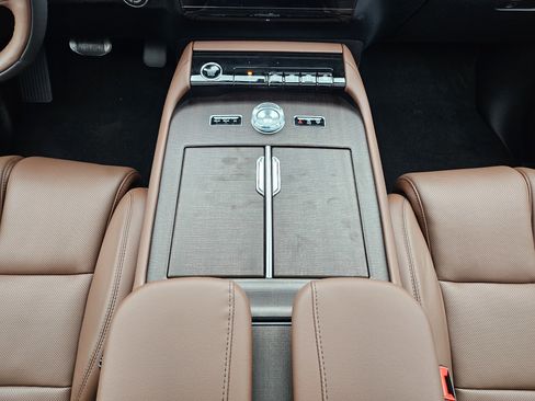 New 2025 Lincoln Navigator L Reserve image 19