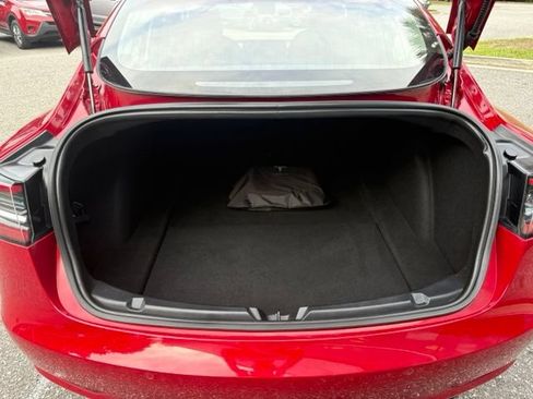 Used 2018 Tesla Model 3 Mid Range RWD image 33