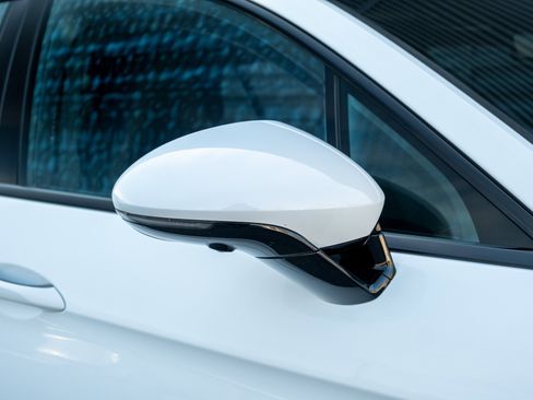 Certified 2023 Porsche Panamera 4 Platinum Edition image 43