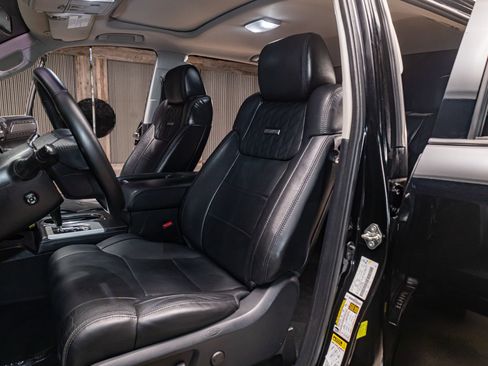 Used 2017 Toyota Tundra Platinum AWD/4WD image 19