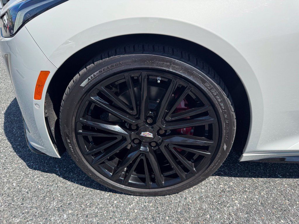 Used 2021 Cadillac CT5 V w/ Premium Package AWD/4WD image 6