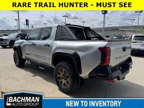 Used 2024 Toyota Tacoma 4x4 Double Cab Hybrid image 3