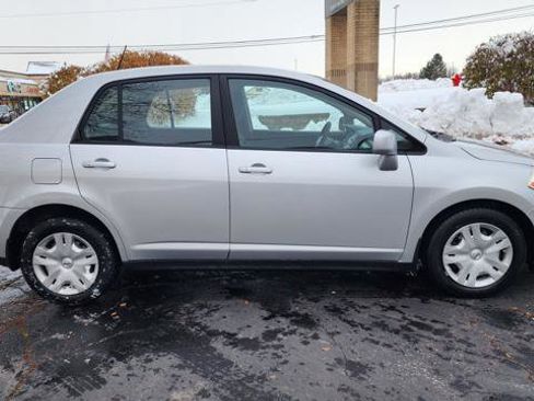 Used 2011 Nissan Versa 1.8 S w/ PWR Plus Pkg image 3